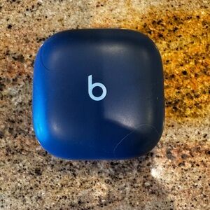 Bose Beats earbugs
